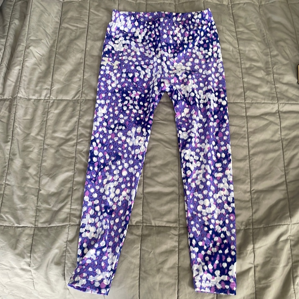 Never Worn Girls Under Armour Leggings Size 6
